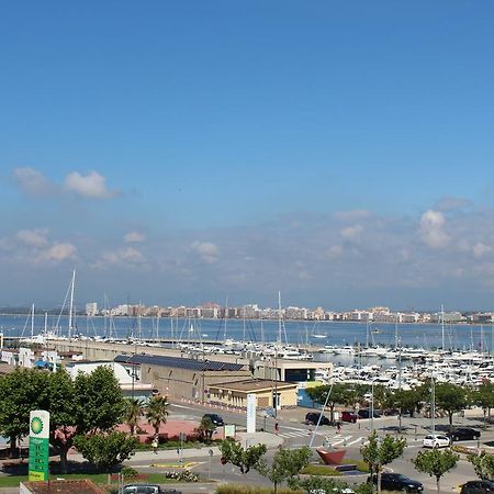 Roc Mar 3 3B - Apartamento Cerca Del Centro Y De La Playa - Terraza Con Vistas Al Mar Y Al Puerto Росес Екстериор снимка