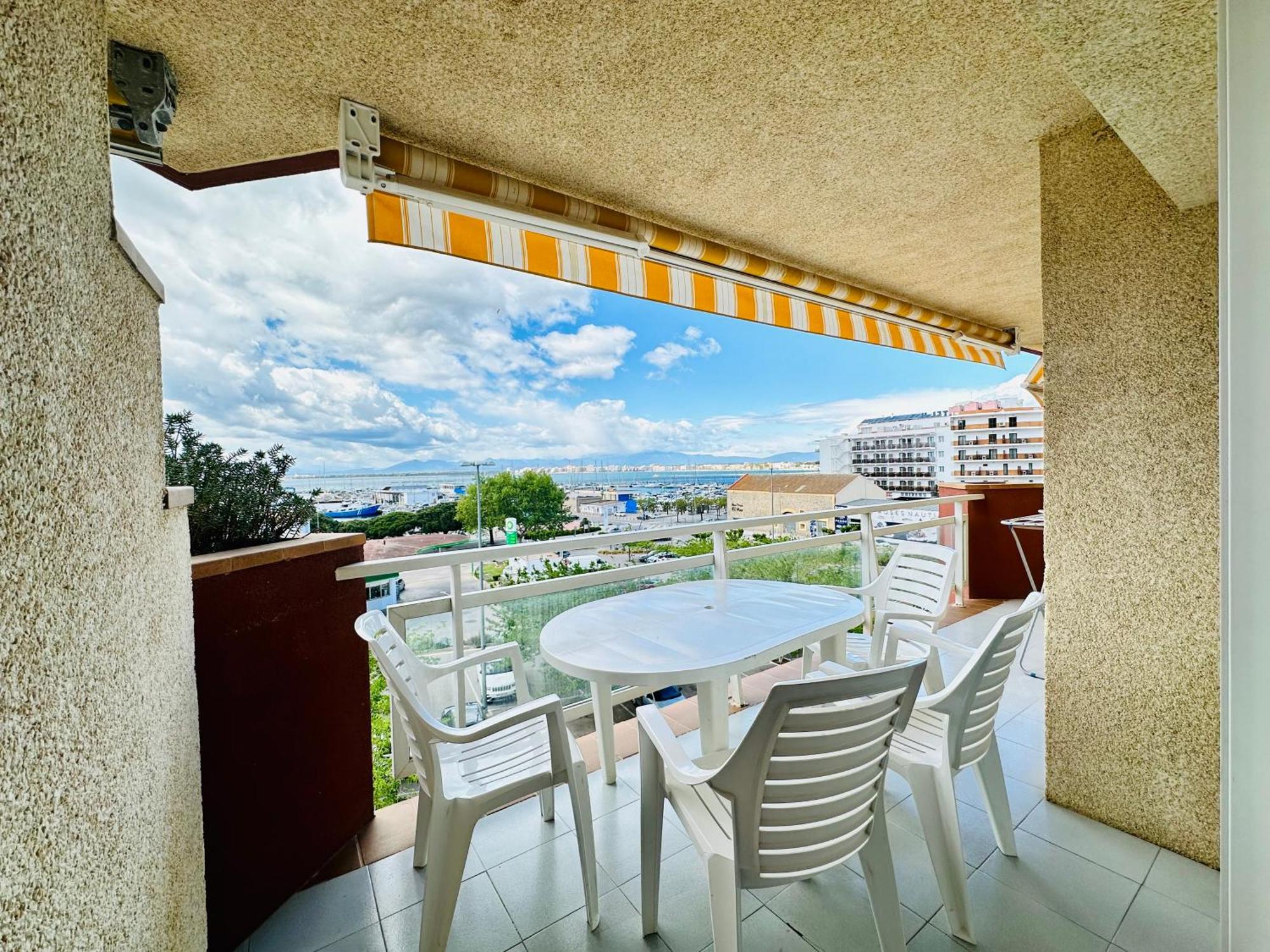 Roc Mar 3 3B - Apartamento Cerca Del Centro Y De La Playa - Terraza Con Vistas Al Mar Y Al Puerto Росес Екстериор снимка